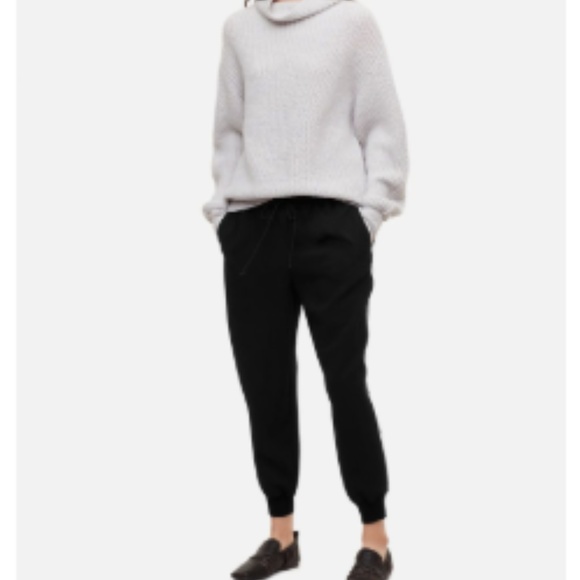 Wilfred Pants - Aritzia Wilfred Buffon Pant Black, size M Wilfred Pants - Aritzia Wilfred Buffon Pant Black, size M